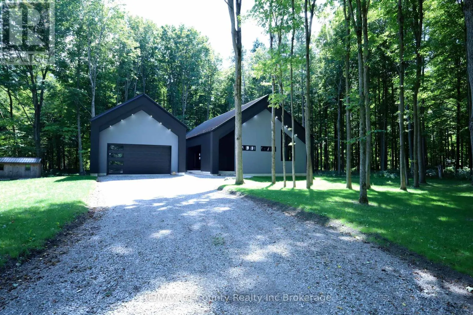 1498 12TH CONCESSION ROAD