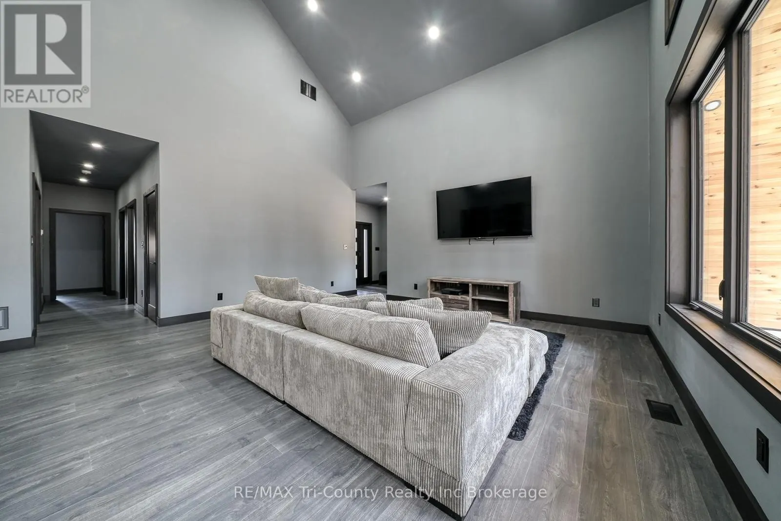 1498 12TH CONCESSION ROAD