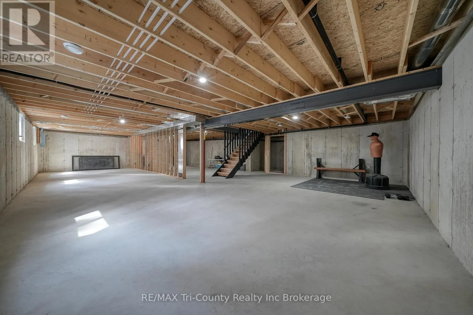1498 12TH CONCESSION ROAD