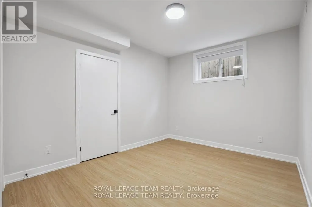 1 - 49 GROSVENOR AVENUE