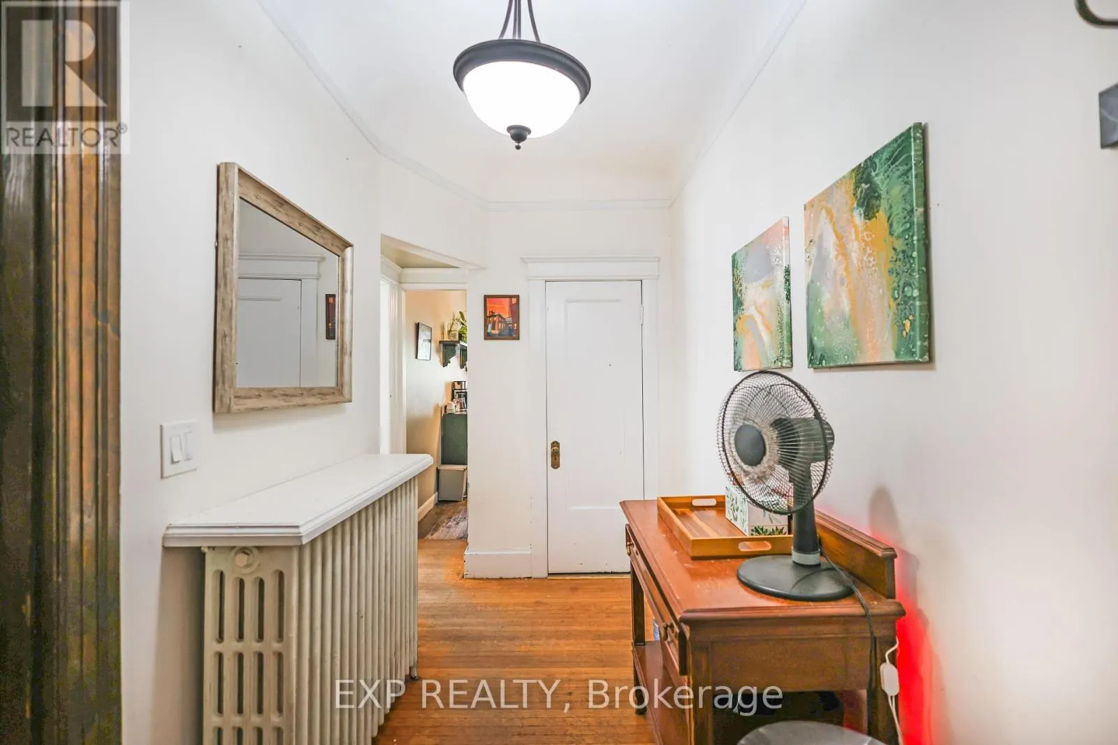 28 EASTBOURNE AVENUE