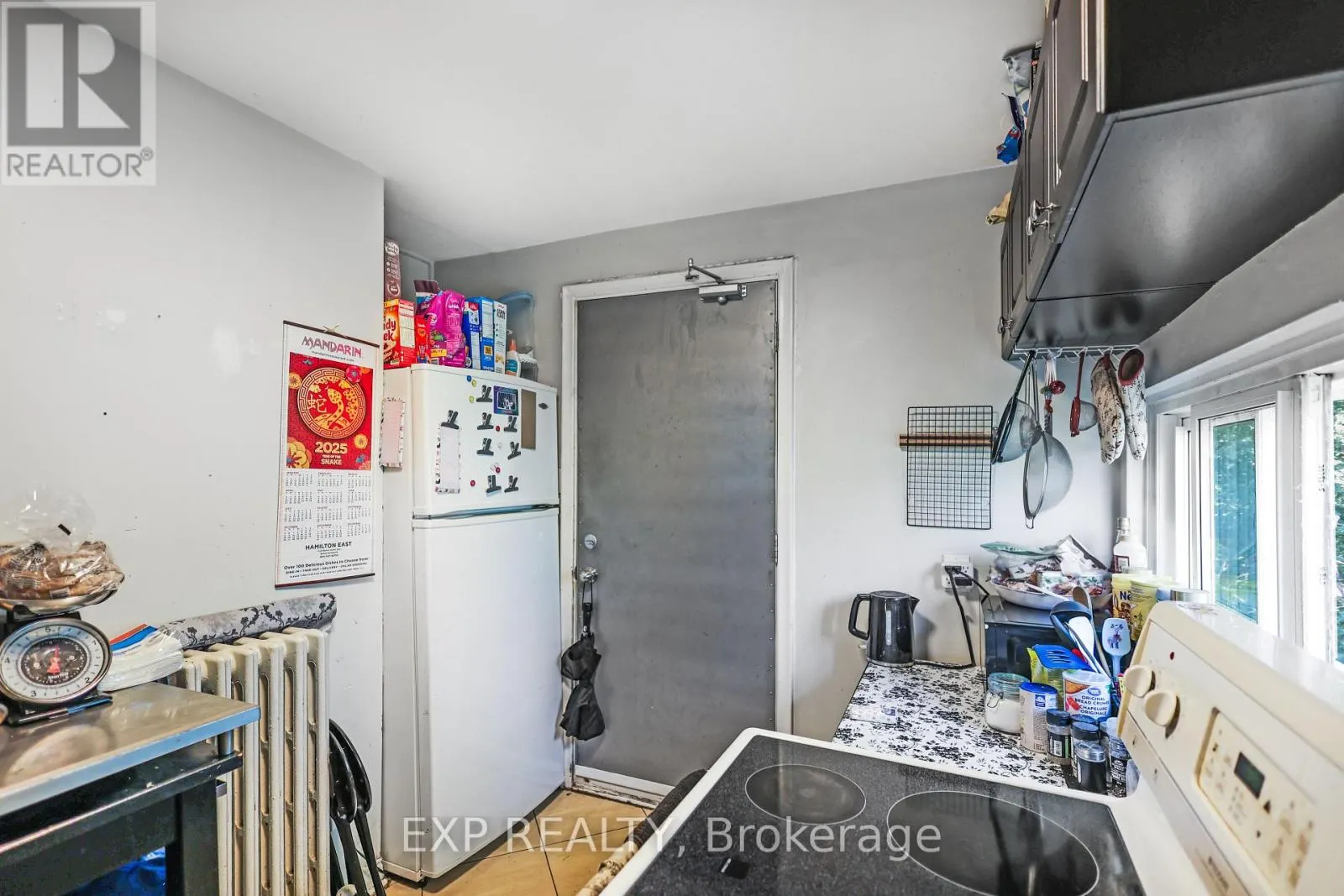 28 EASTBOURNE AVENUE