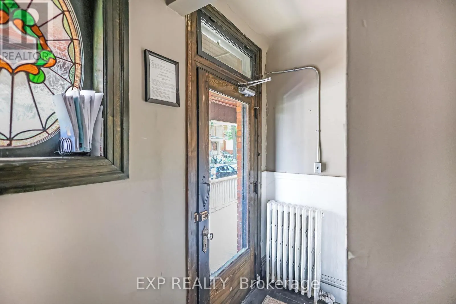 28 EASTBOURNE AVENUE