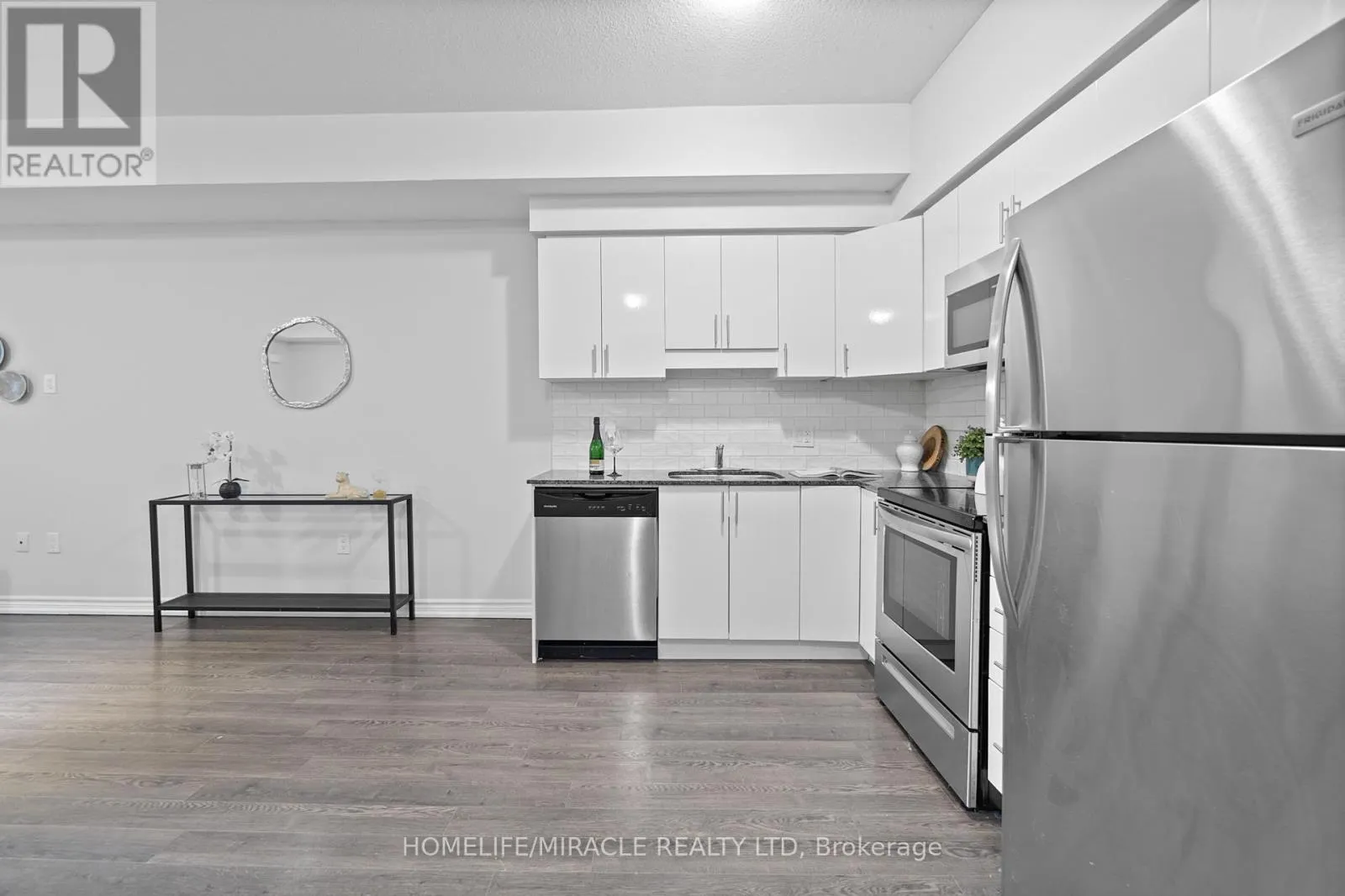 5B - 1430 HIGHLAND ROAD W