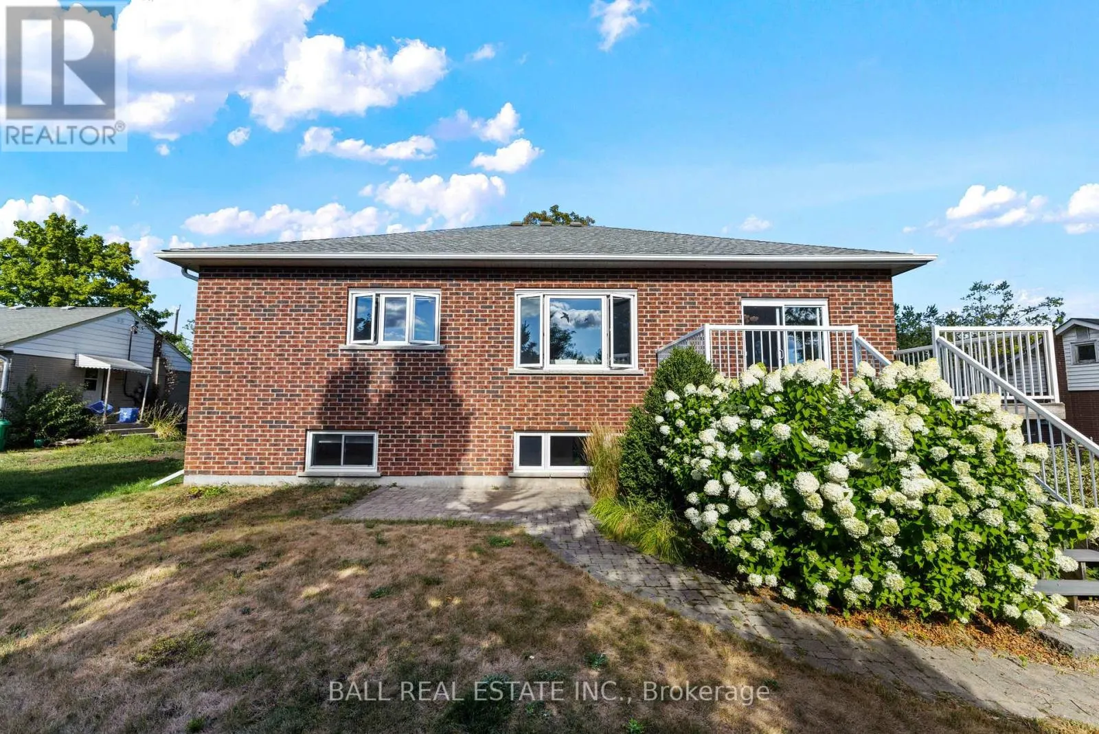 773 PINEWOOD DRIVE