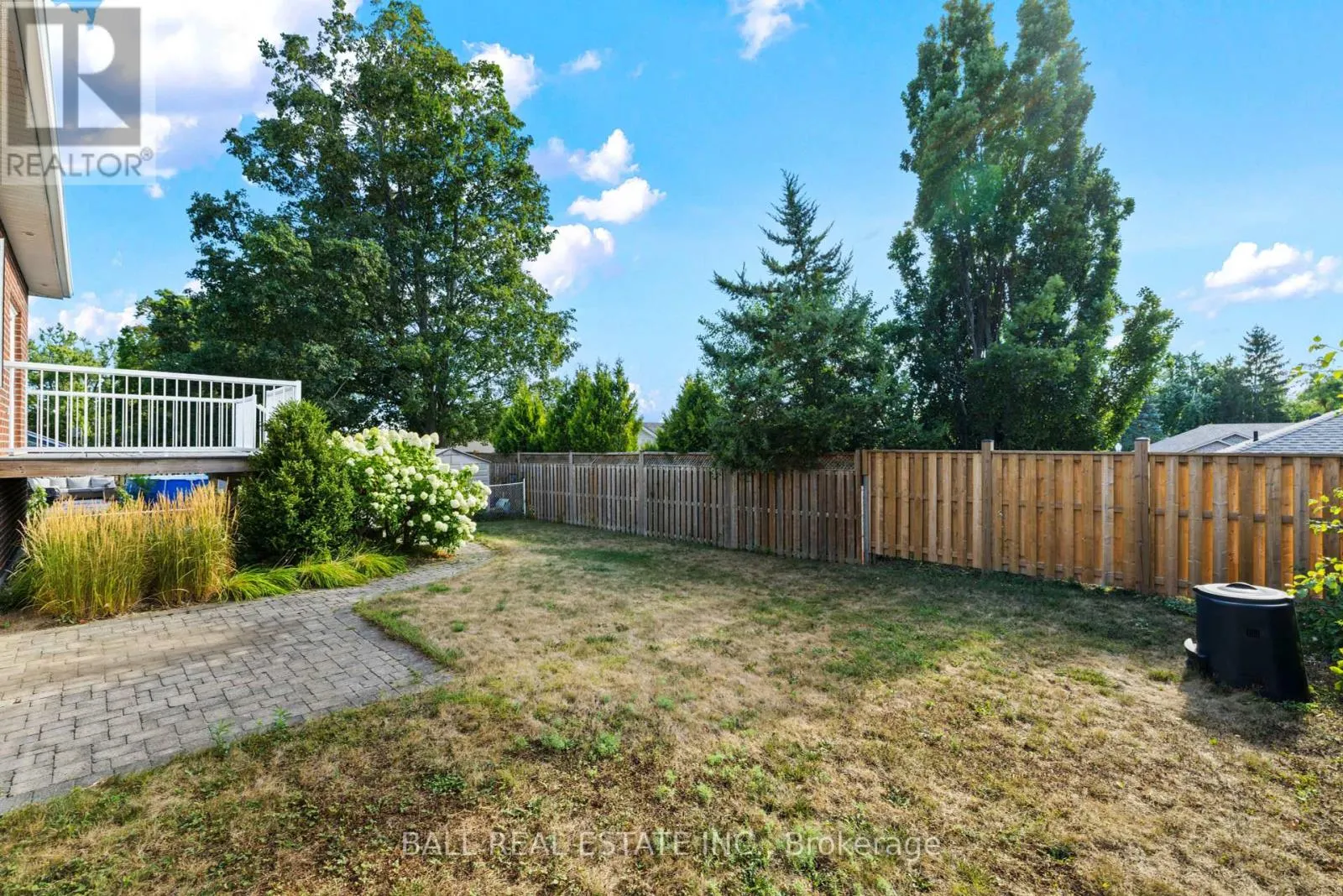 773 PINEWOOD DRIVE