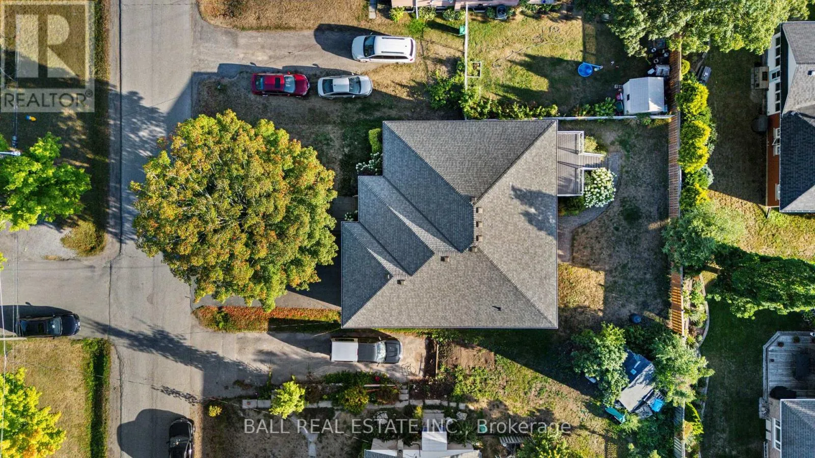 773 PINEWOOD DRIVE