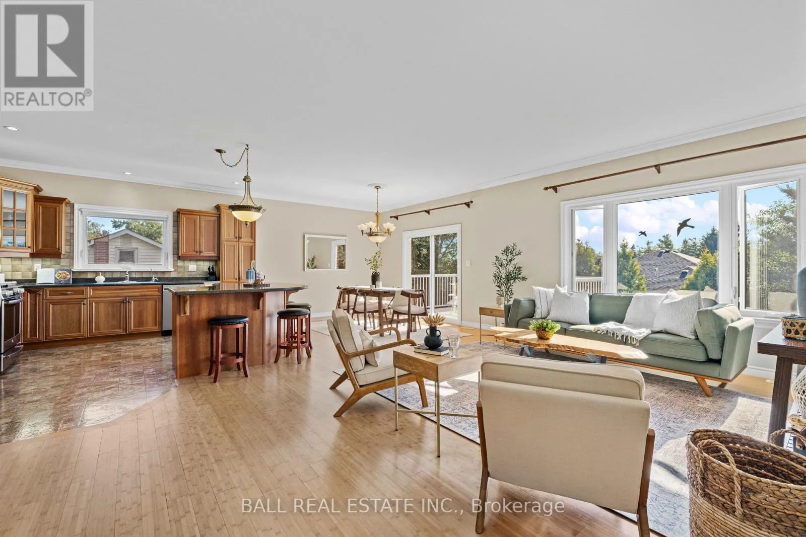 773 PINEWOOD DRIVE