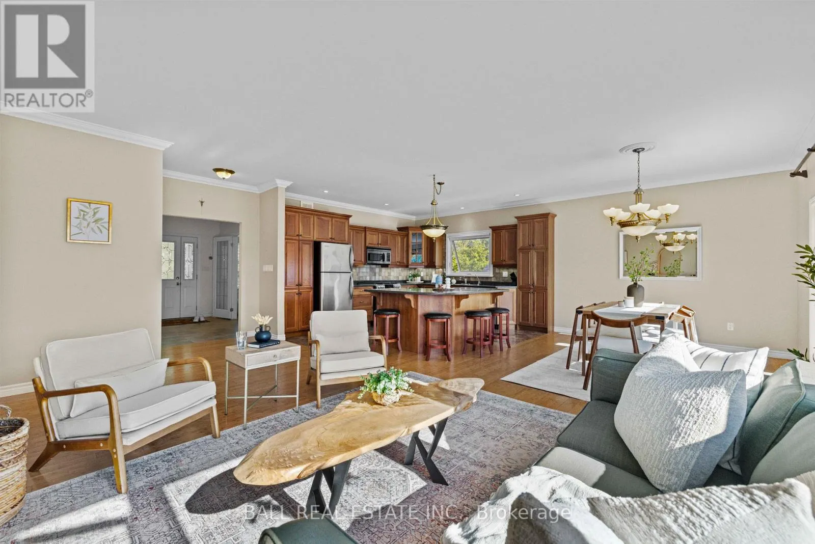 773 PINEWOOD DRIVE
