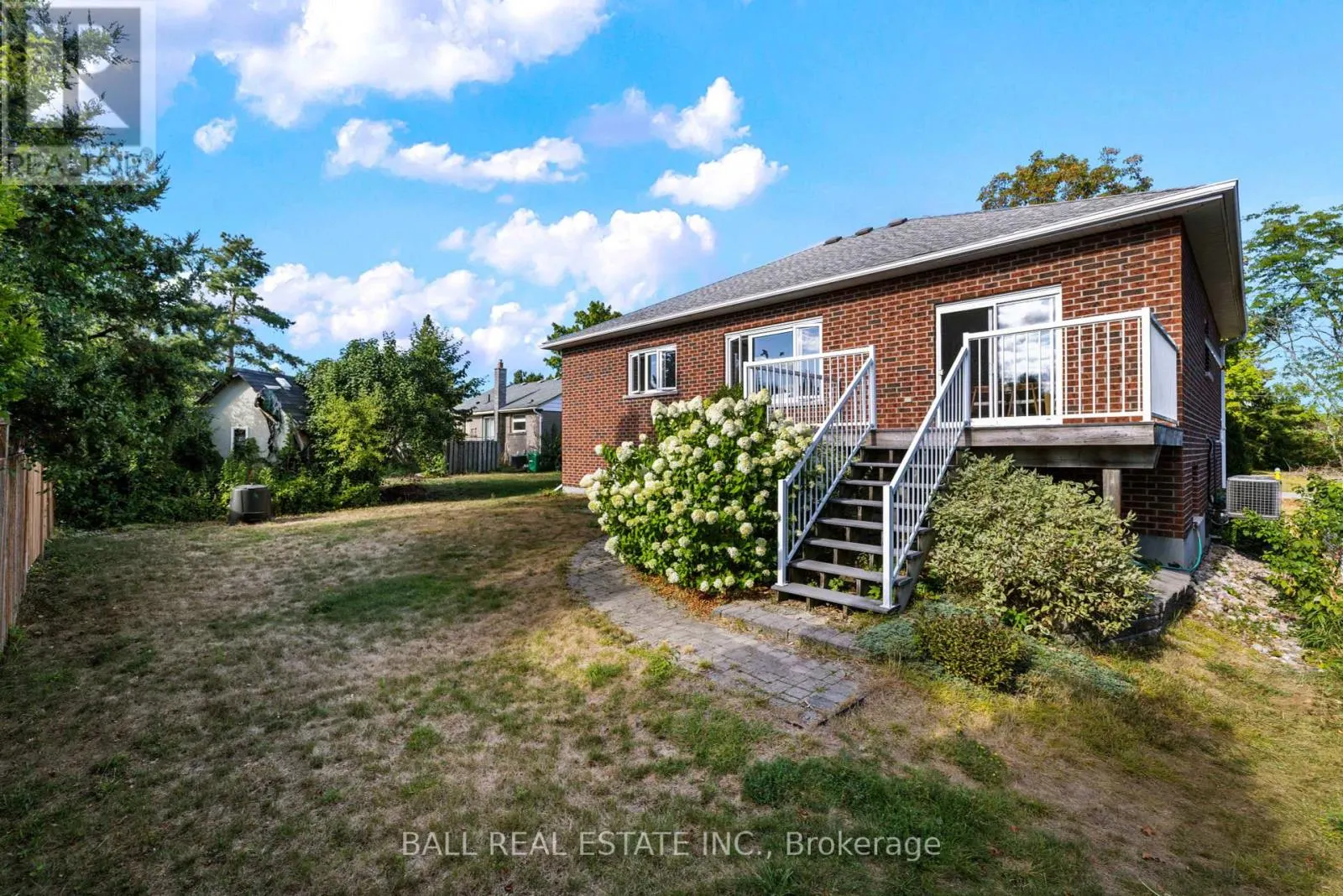 773 PINEWOOD DRIVE