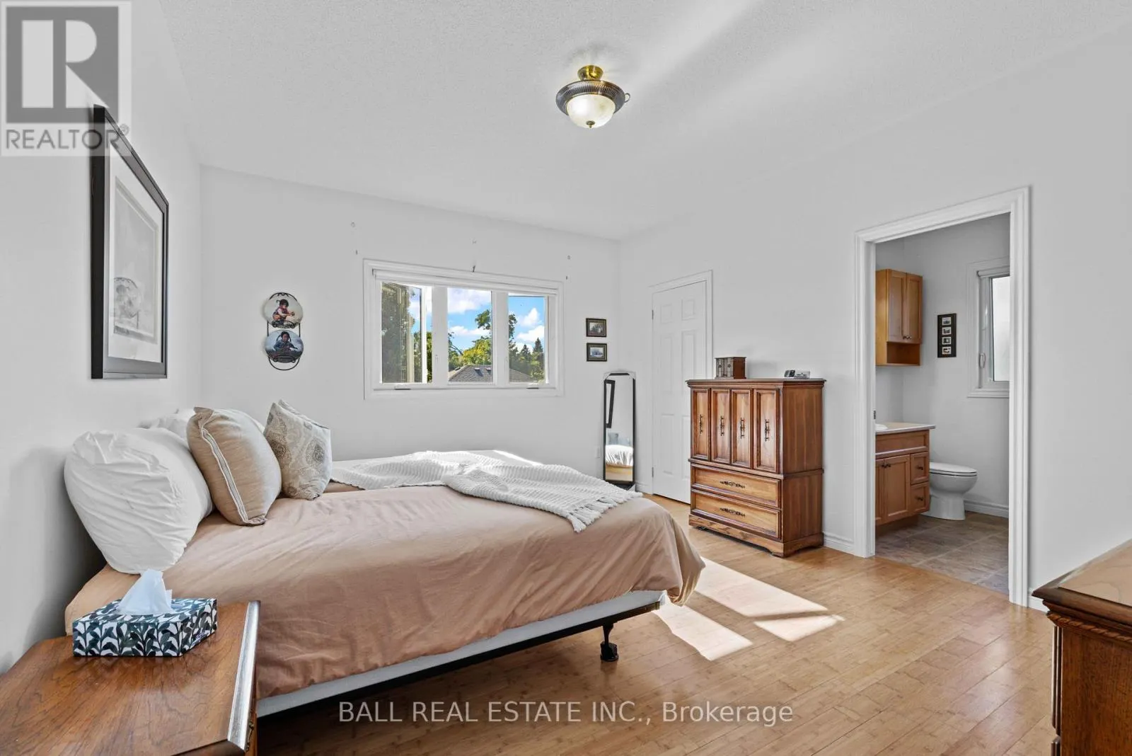 773 PINEWOOD DRIVE