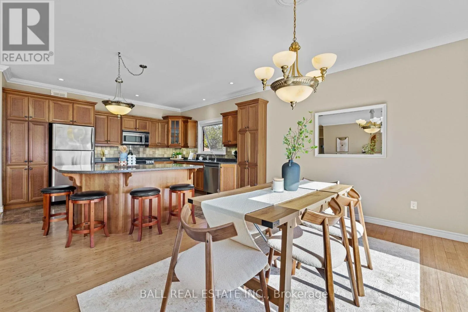 773 PINEWOOD DRIVE