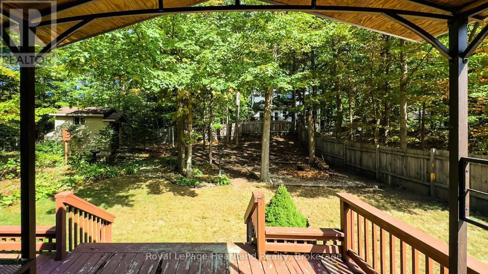 216 SHADYWOOD CRESCENT