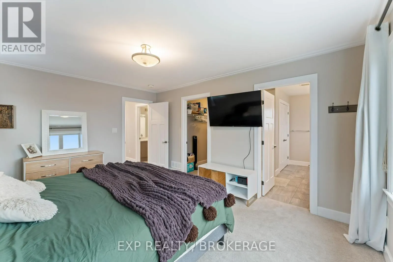 107 HAZLETT STREET