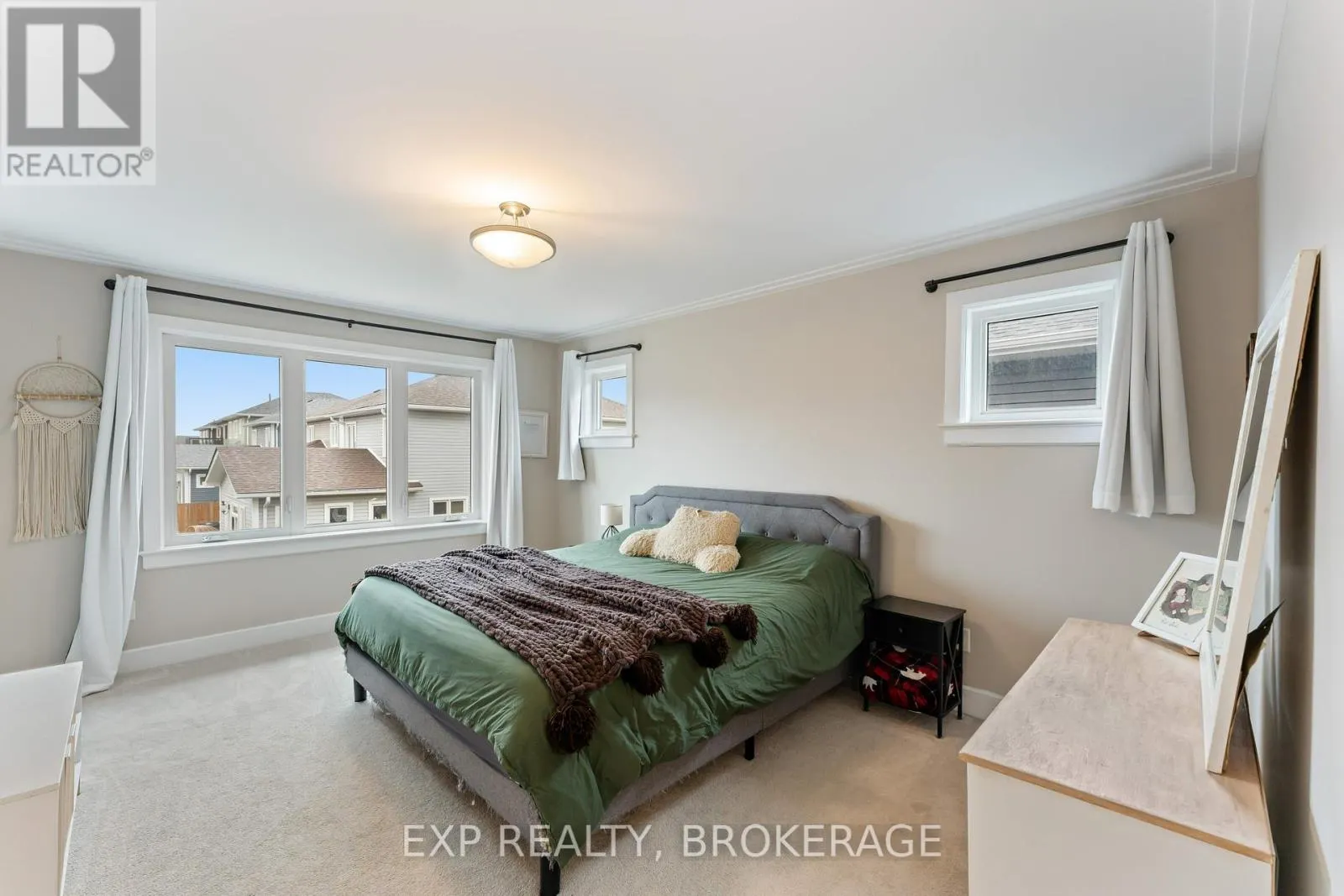 107 HAZLETT STREET