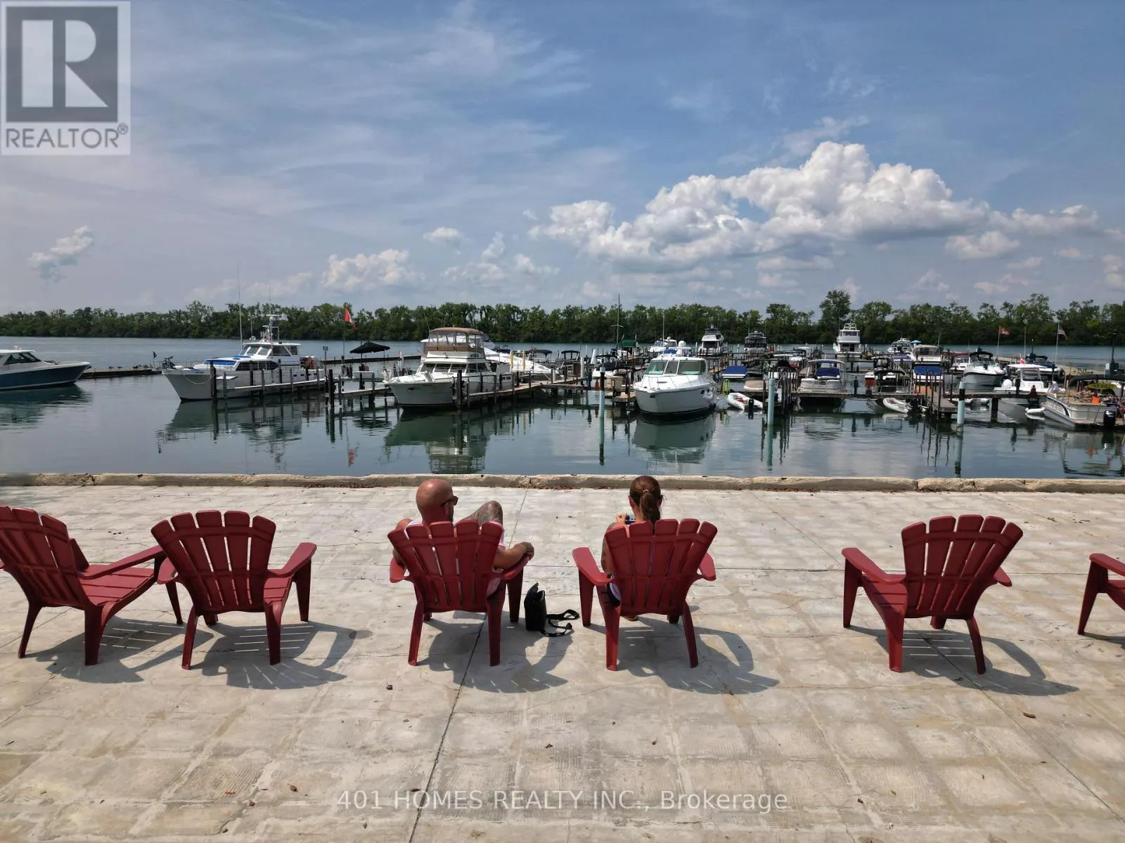 257 CRYSTAL BAY DRIVE E