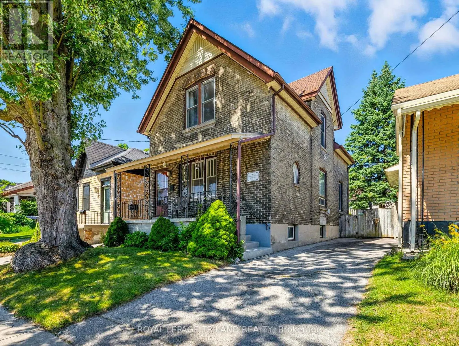 738 PRINCESS AVENUE