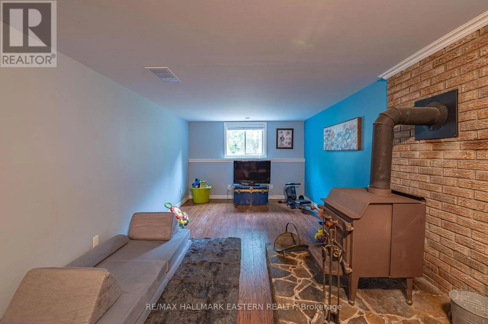 3 CAROL PLACE