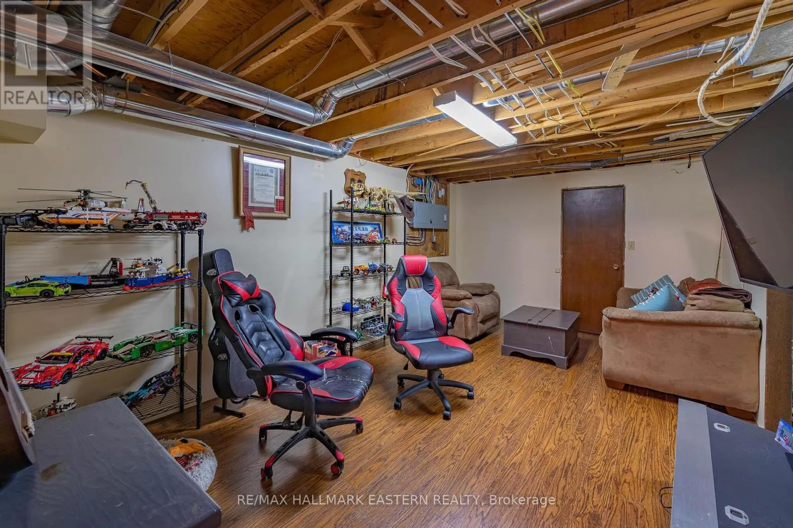 3 CAROL PLACE