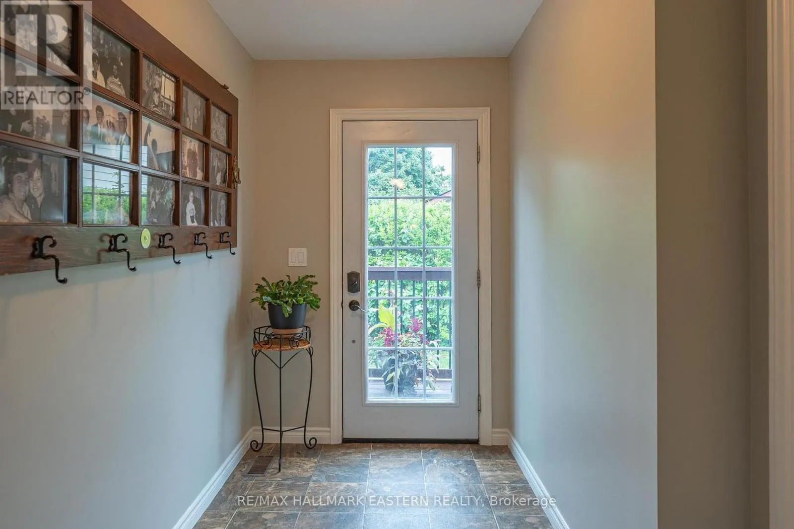 3 CAROL PLACE