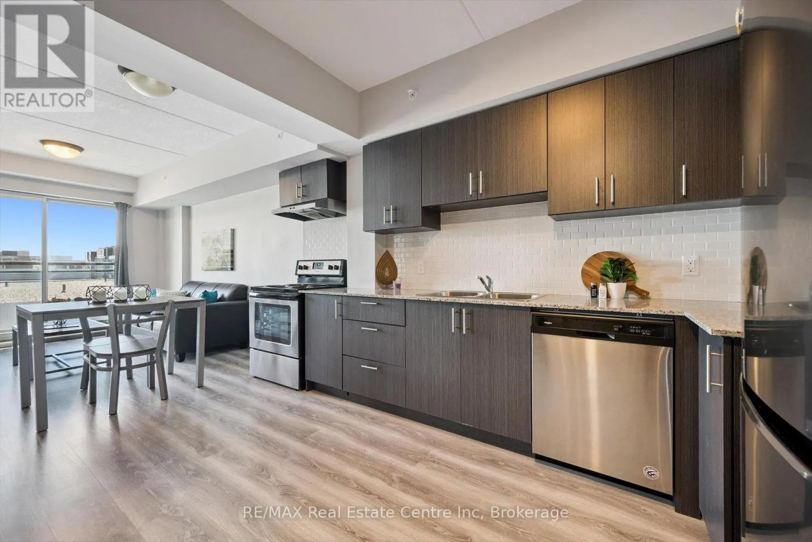 F515 - 275 LARCH STREET, #F515