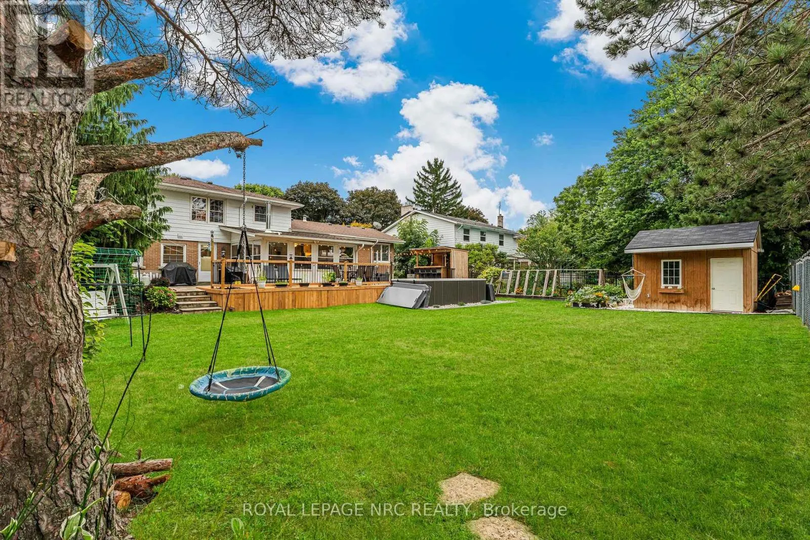 17 DAMUDE DRIVE