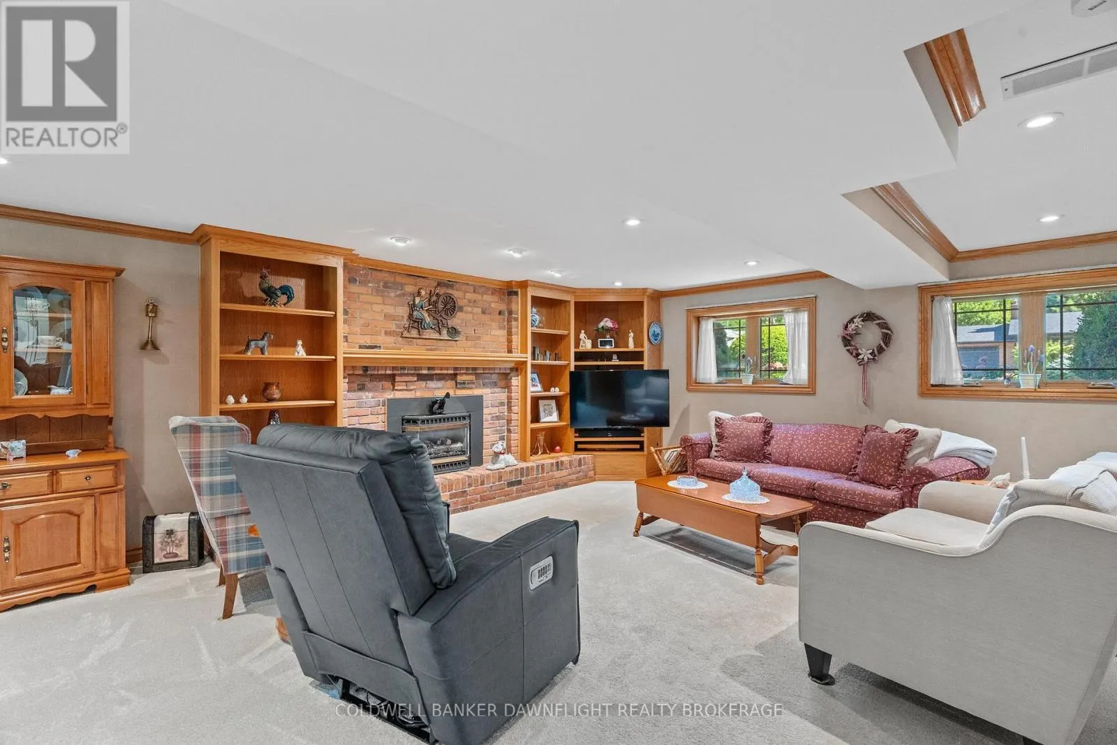 20 SOUTHLAND DRIVE
