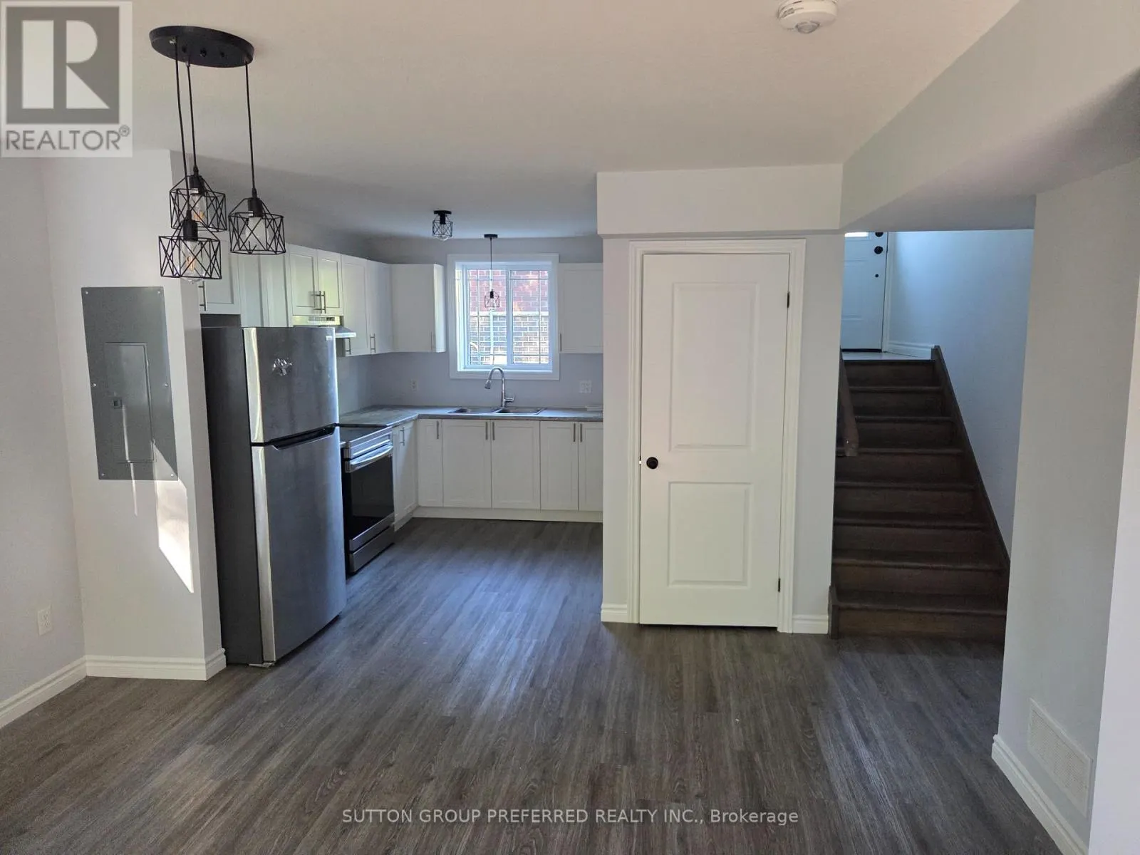 3 - 34 BAIN STREET, #3