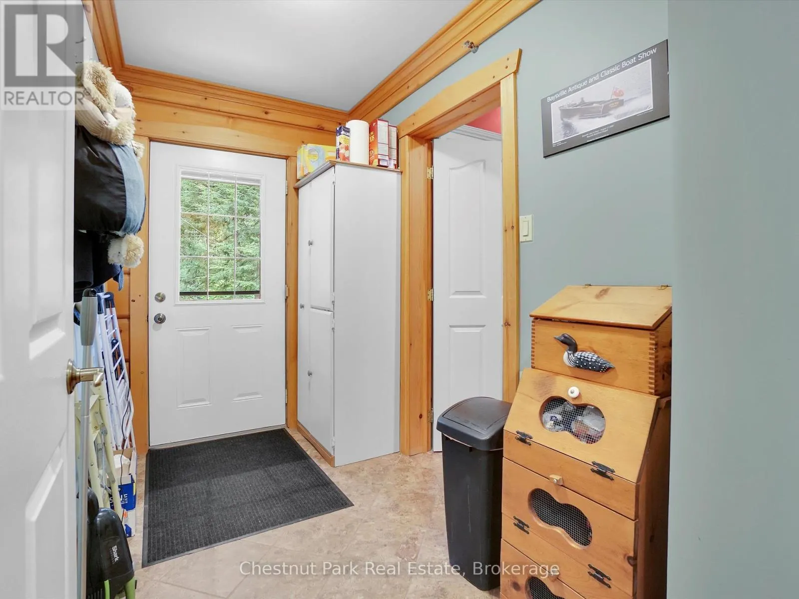 1300 DICKIE LAKE ROAD W