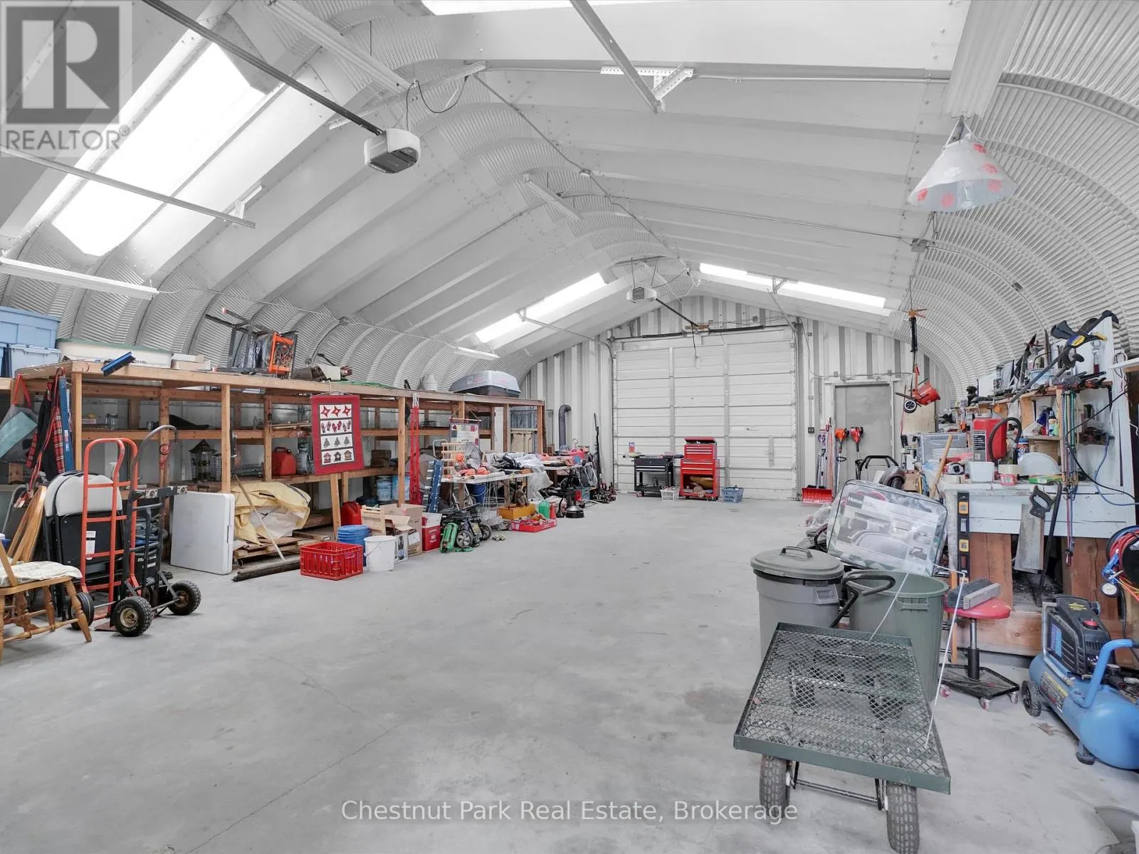 1300 DICKIE LAKE ROAD W