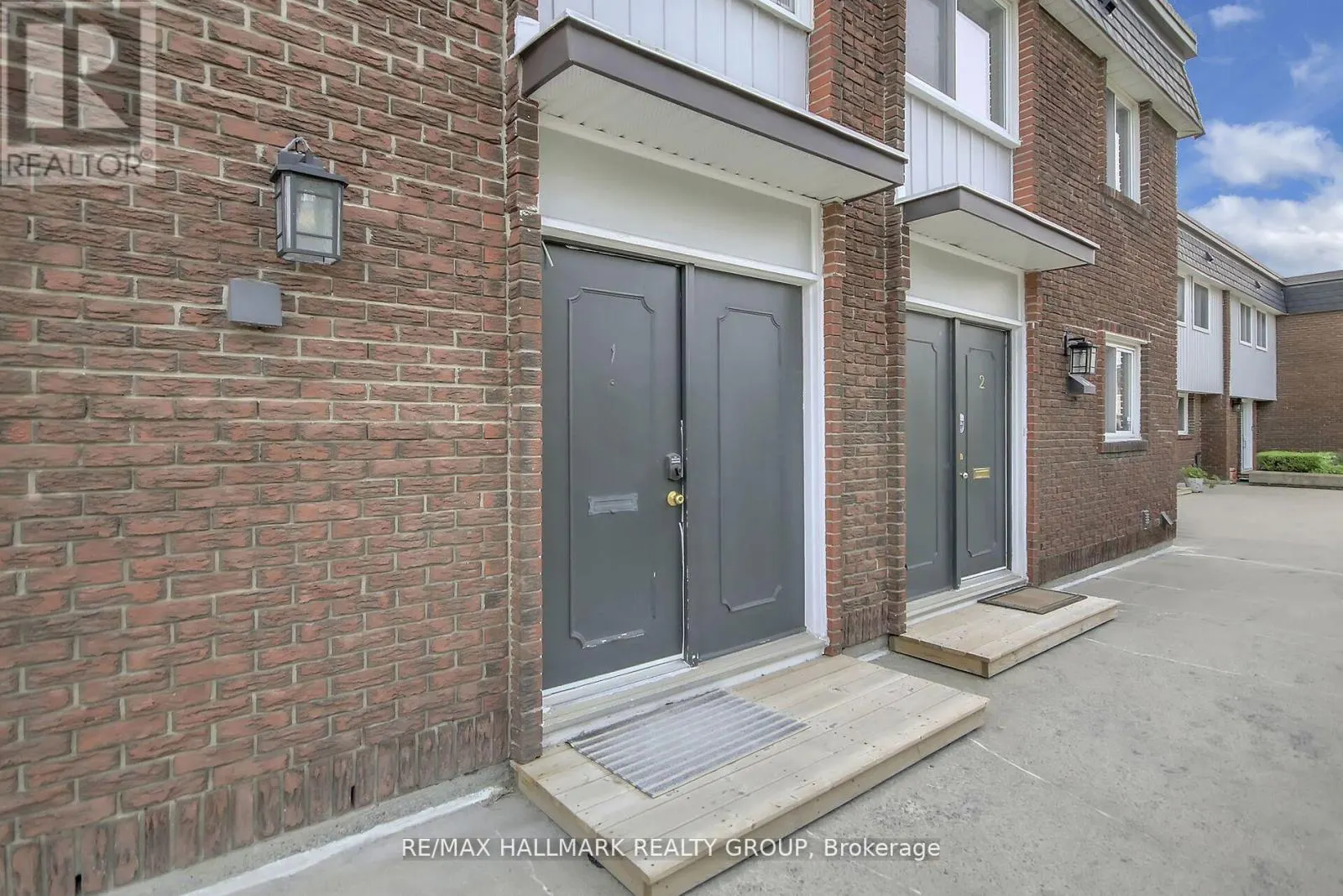 1 - 1821 WALKLEY ROAD