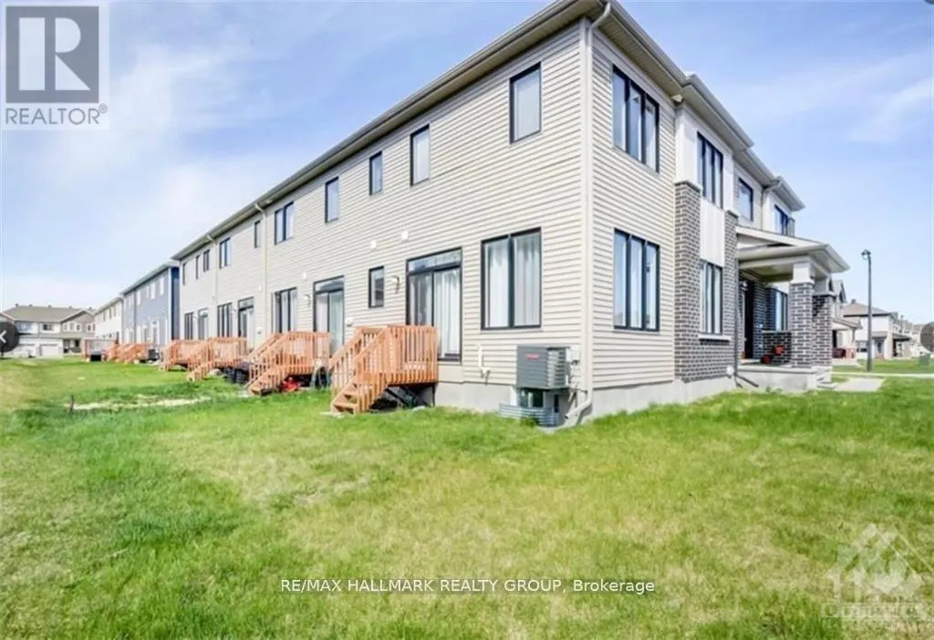 2307 WATERCOLOURS WAY