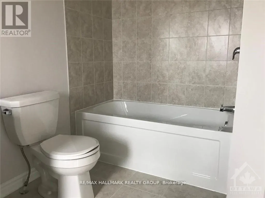 2307 WATERCOLOURS WAY