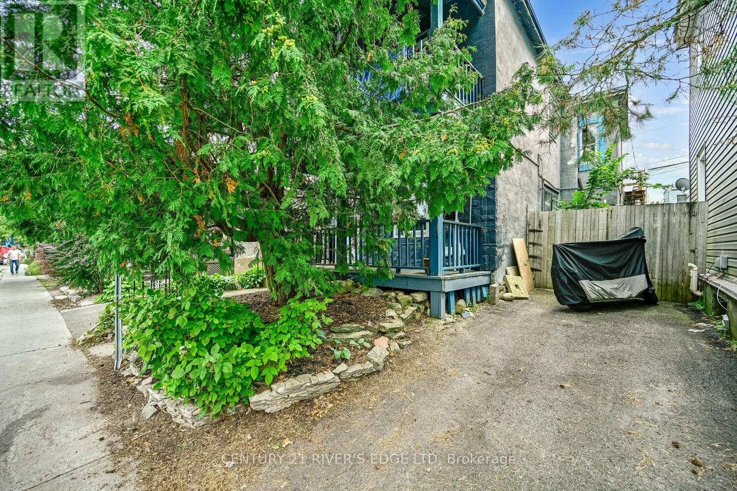 188 ARMSTRONG STREET