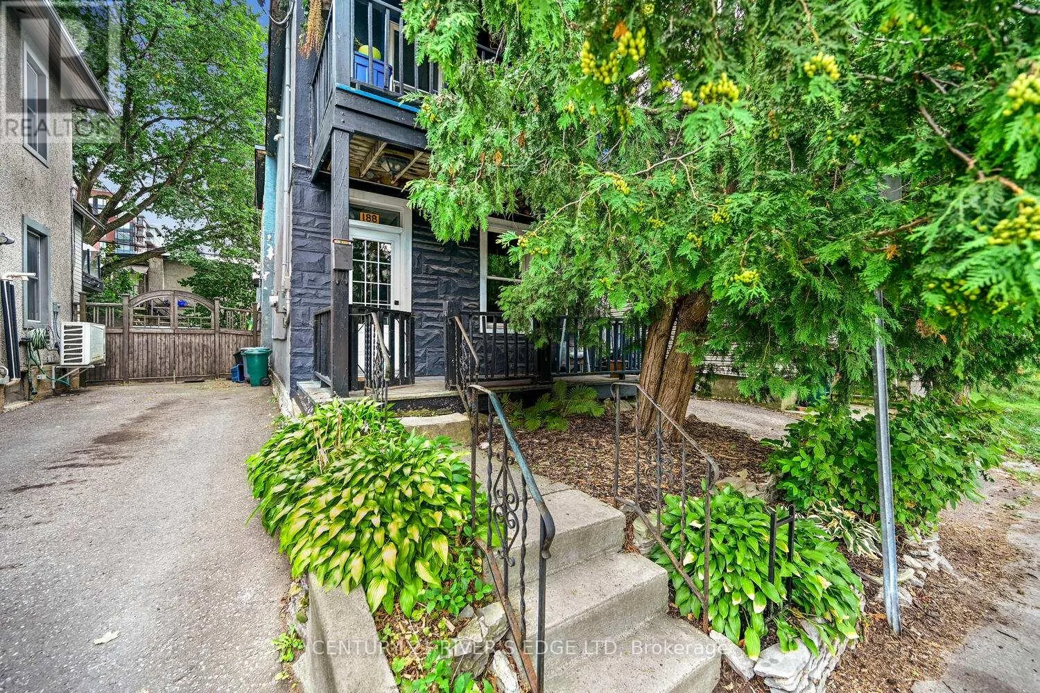 188 ARMSTRONG STREET