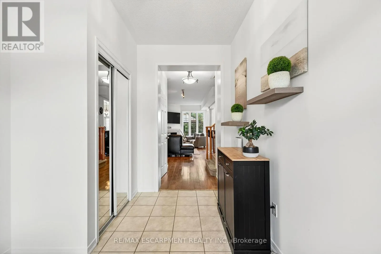 161 NISBET BOULEVARD