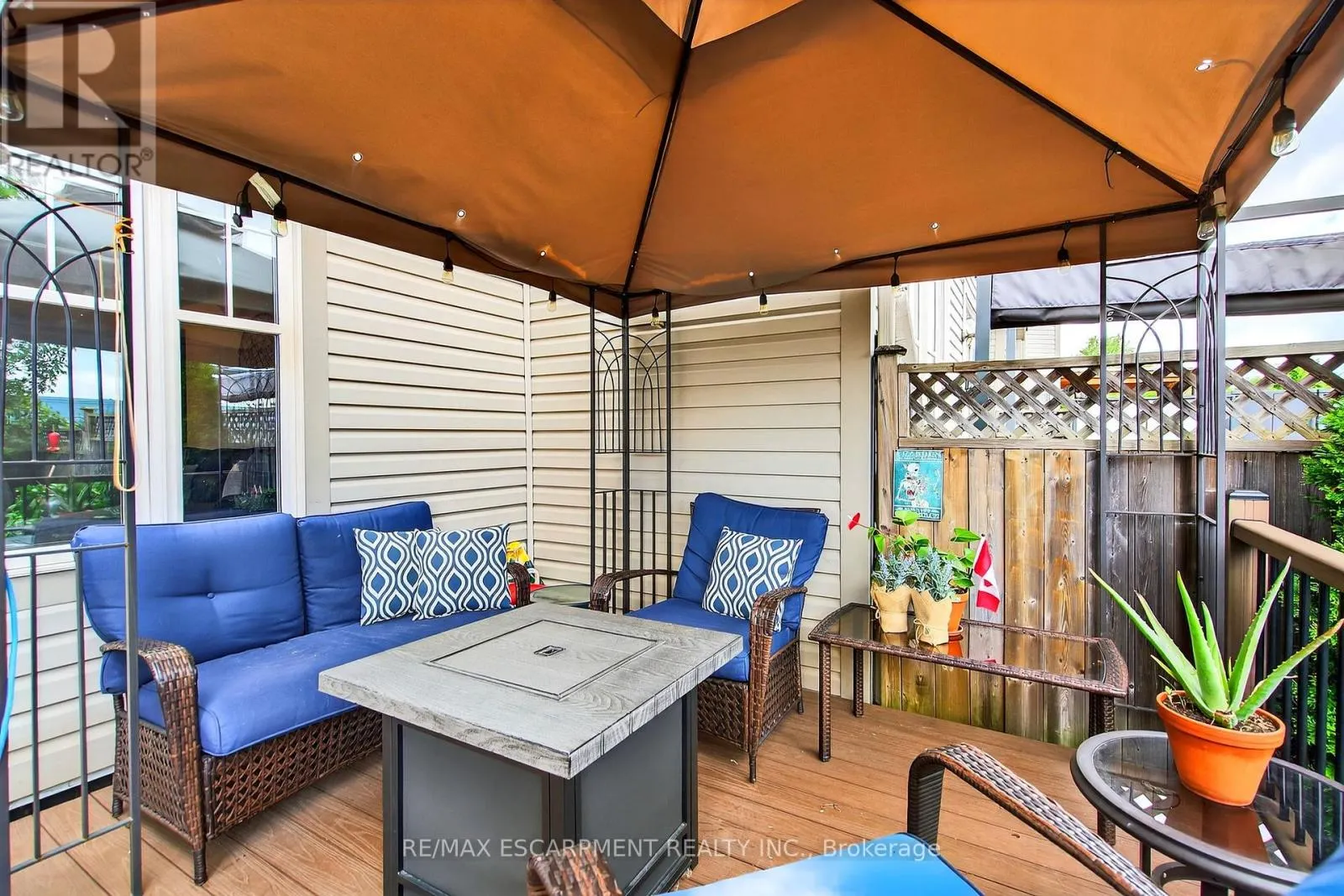 161 NISBET BOULEVARD