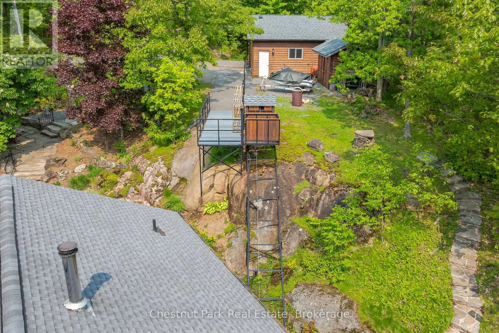 1143 LEONARD LAKE 1 ROAD