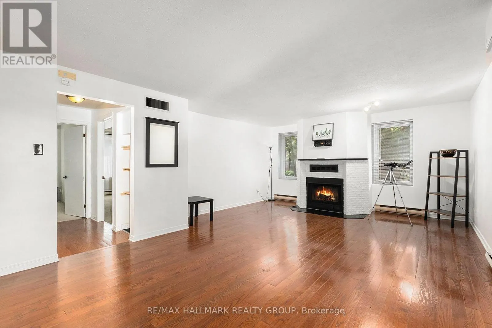 3 - 244 CHARLOTTE STREET