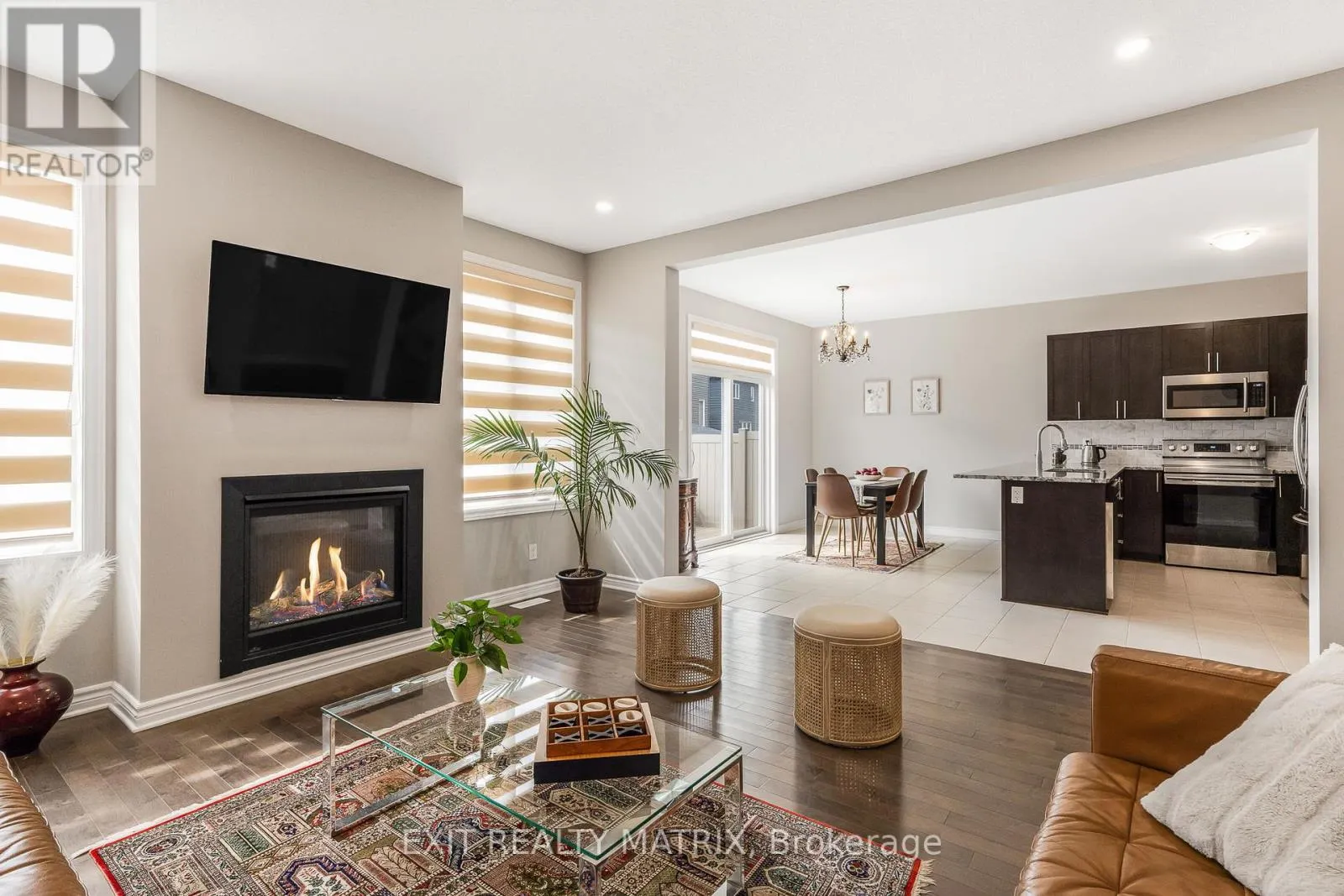 682 DECOEUR DRIVE