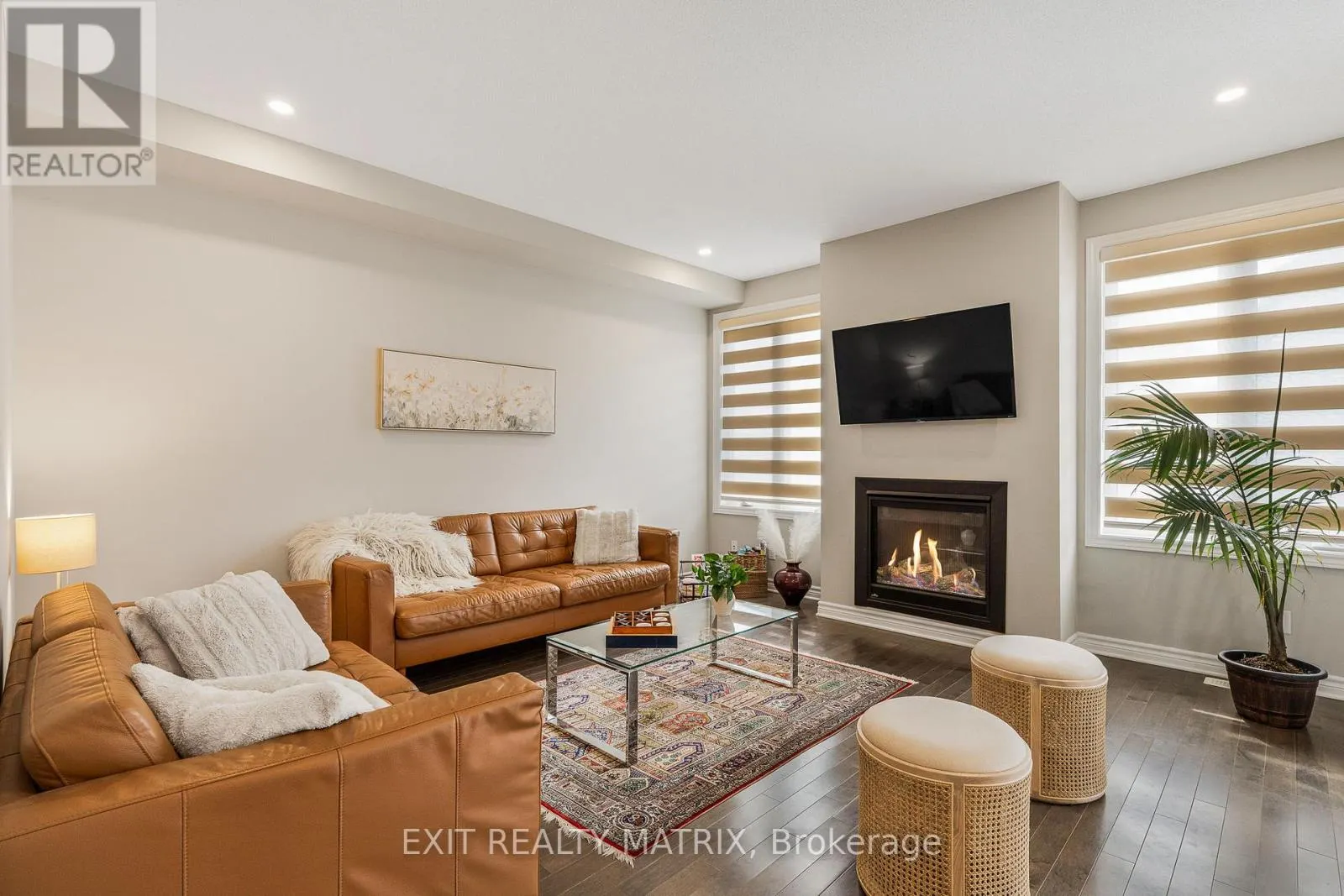 682 DECOEUR DRIVE