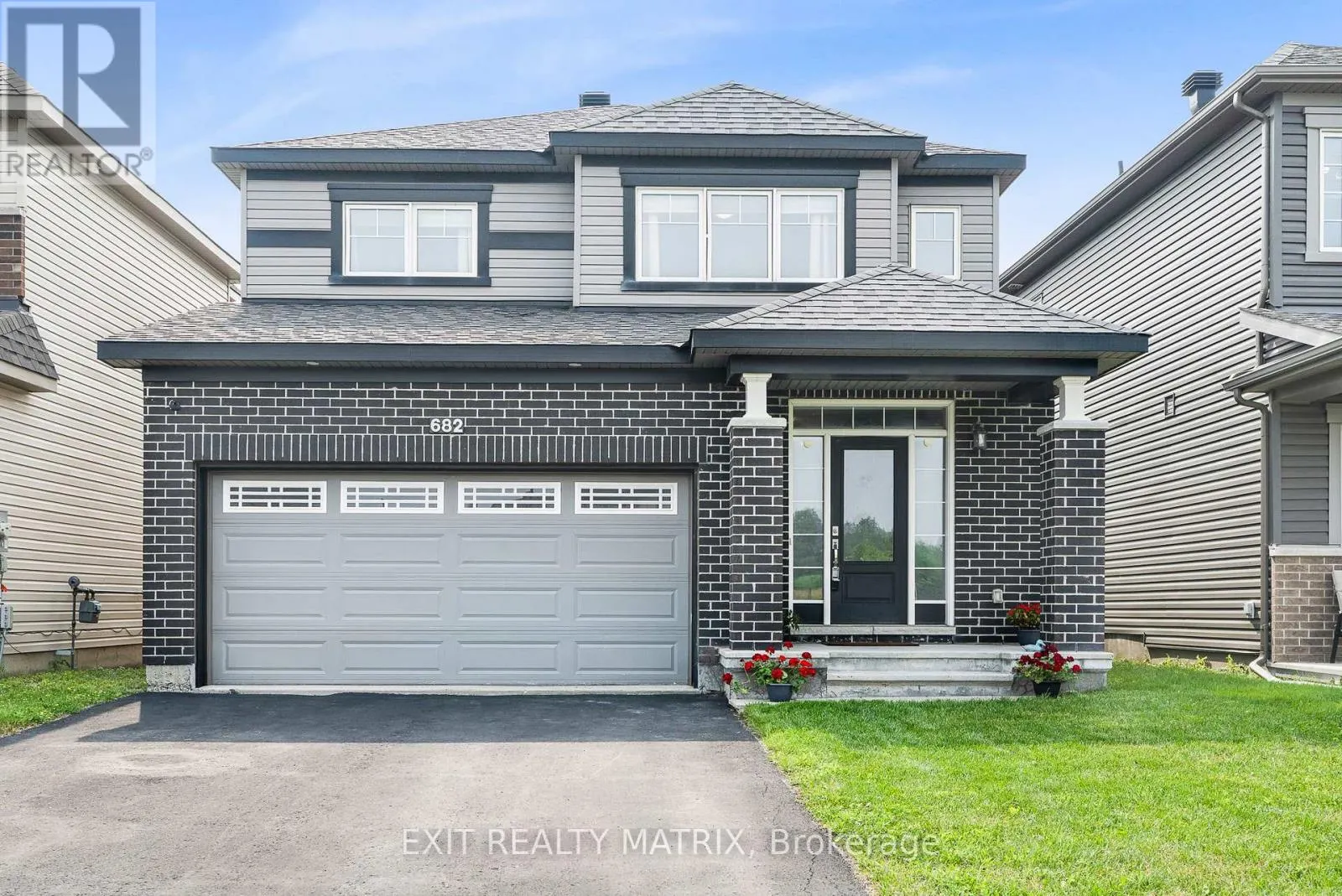 682 DECOEUR DRIVE