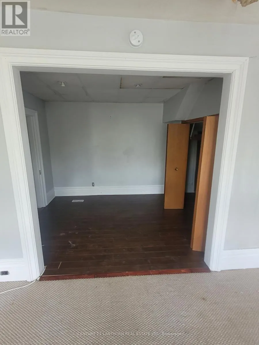 88 - 86 - 88 WEST STREET S, #88 - 86