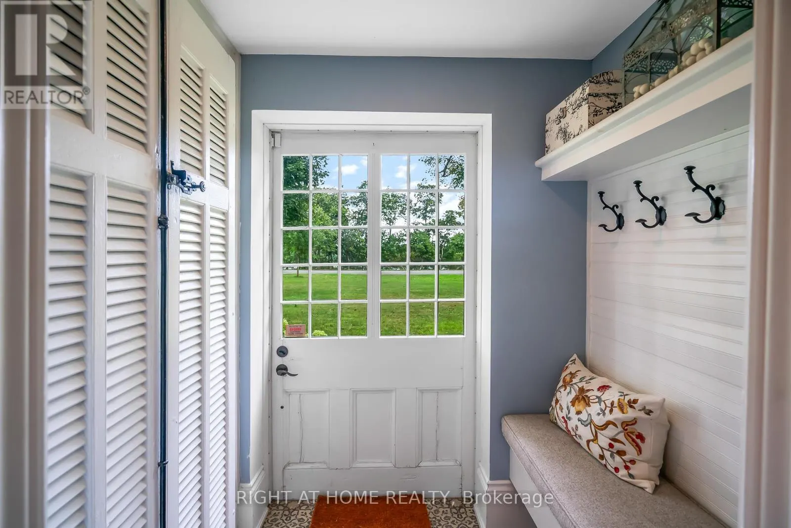 14894 NIAGARA RIVER PARKWAY