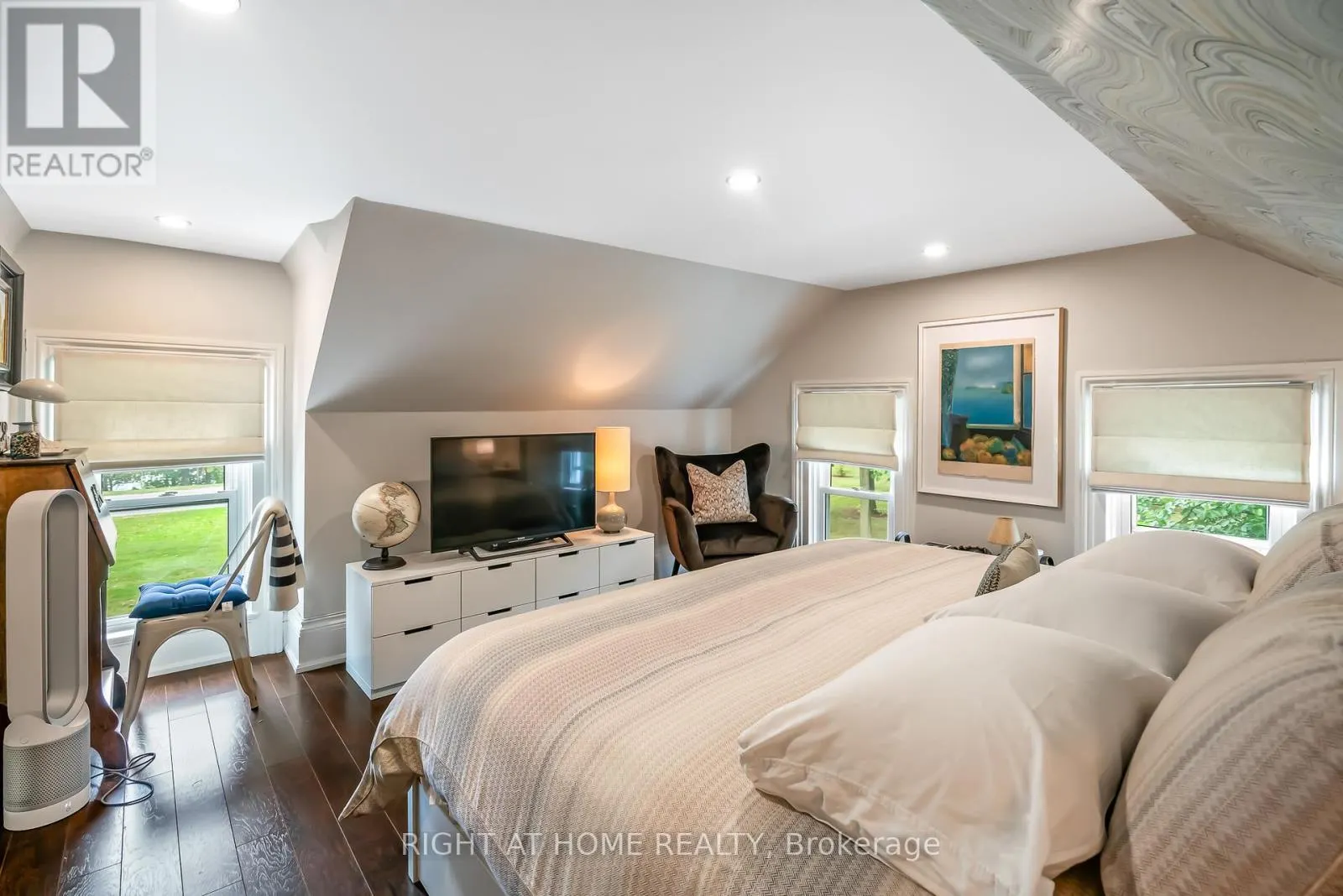 14894 NIAGARA RIVER PARKWAY