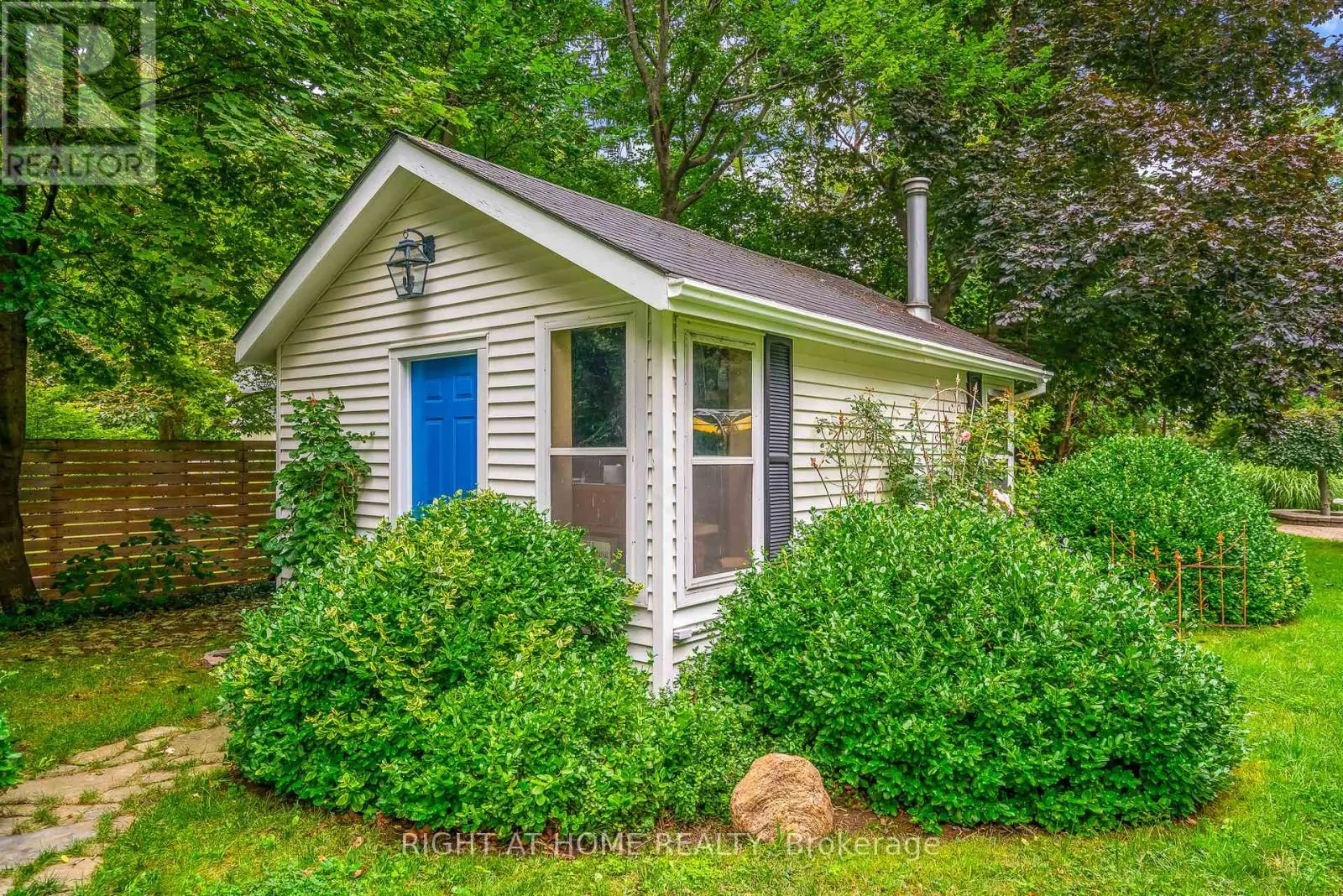 14894 NIAGARA RIVER PARKWAY