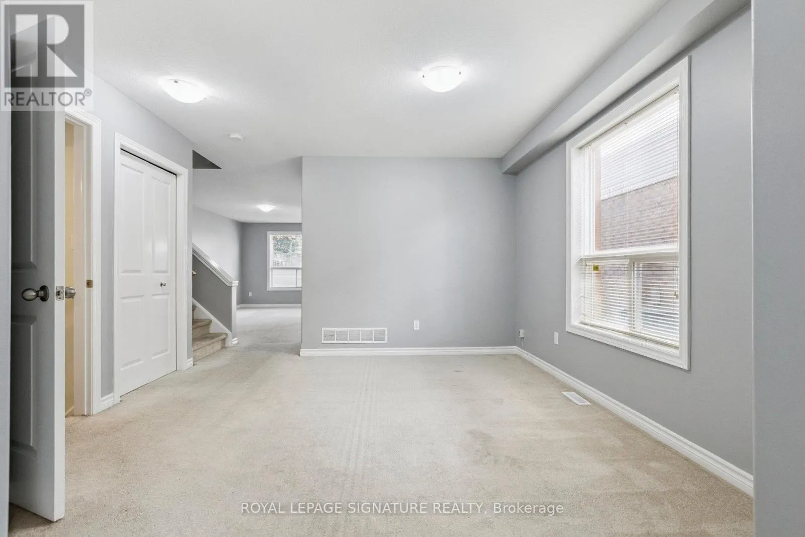 30 VIPOND STREET