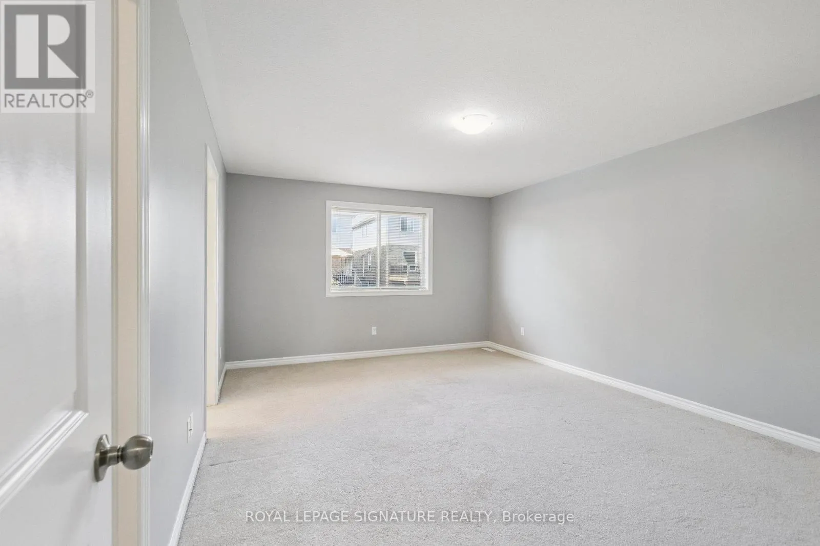 30 VIPOND STREET