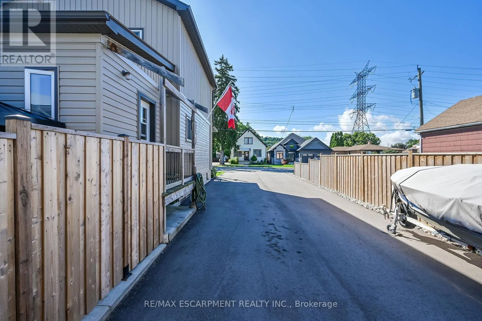 533 COCHRANE ROAD