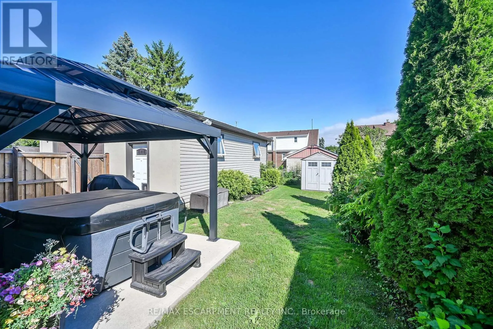533 COCHRANE ROAD